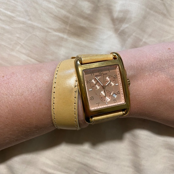 Michael Kors Rose Gold Double Wraparound Leather Watch MK-2225 - Picture 6 of 6